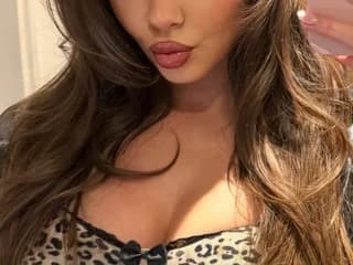 WebCAM di CHERRY_2HOT2HANDLE