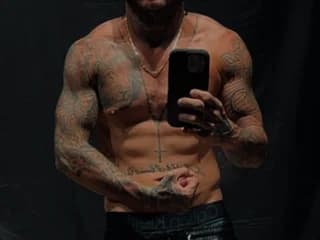 WebCAM of HerSinisterWeakness