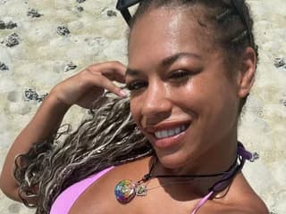 Tame_Caramel WebCAM 