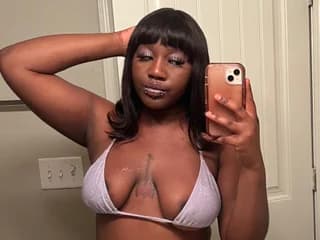 WebCAM of ebonicgoddess