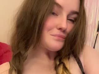 WebCAM of xAthenaClaryx